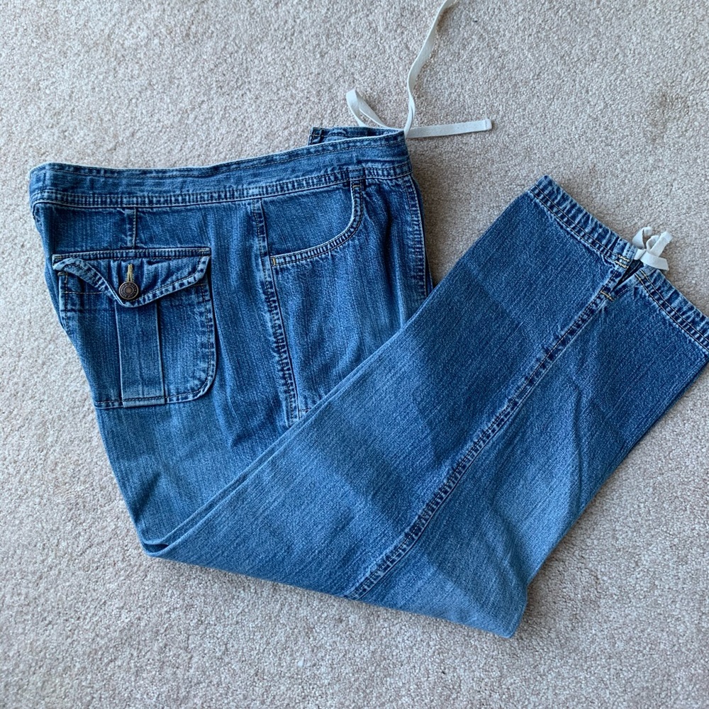 Old Navy Cropped Jeans